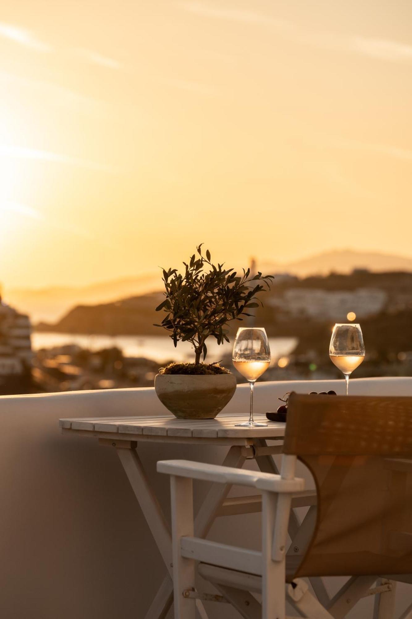 Namaste Boutique Apartments Mykonos Tourlos Exteriör bild